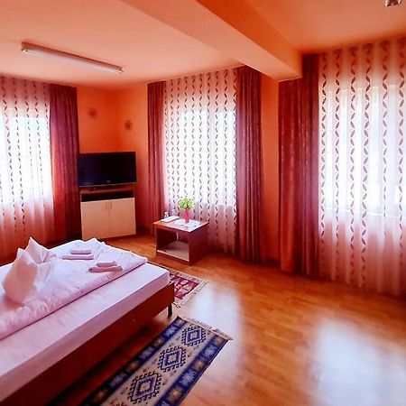 Pensiunea Sanziana Otel Oradea Dış mekan fotoğraf