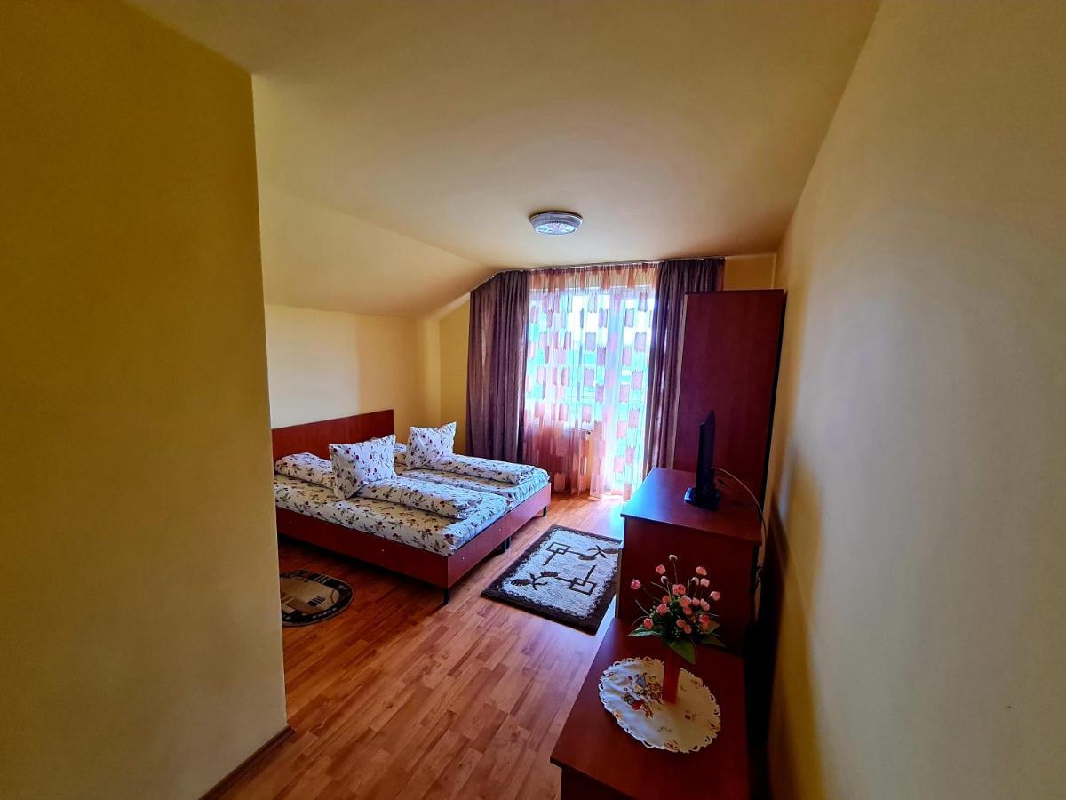 Pensiunea Sanziana Otel Oradea Dış mekan fotoğraf
