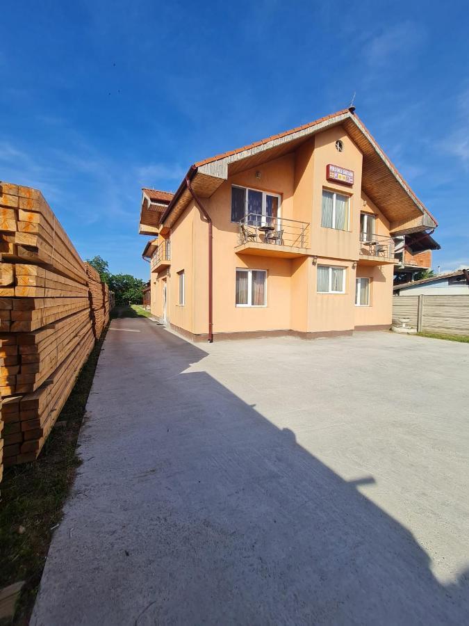 Pensiunea Sanziana Otel Oradea Dış mekan fotoğraf
