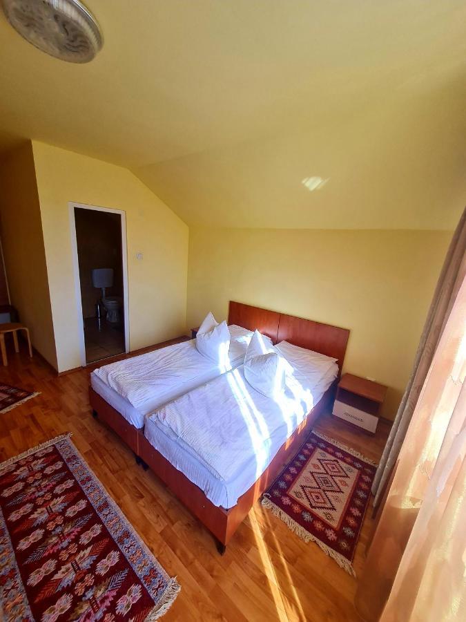 Pensiunea Sanziana Otel Oradea Dış mekan fotoğraf